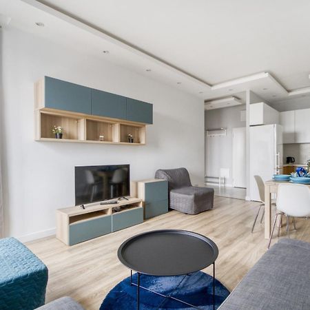 In Apartments Okecie 바르샤바 외부 사진