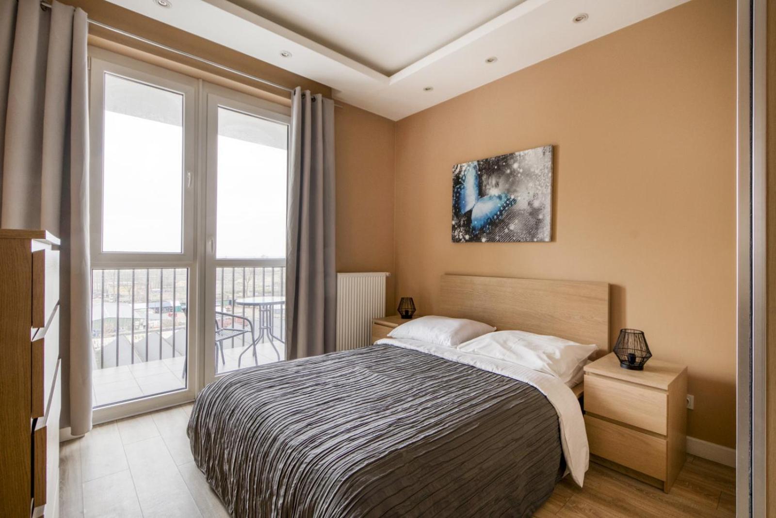 In Apartments Okecie 바르샤바 외부 사진