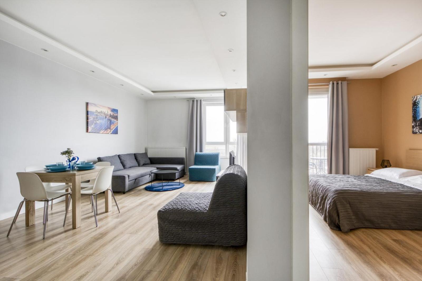 In Apartments Okecie 바르샤바 외부 사진